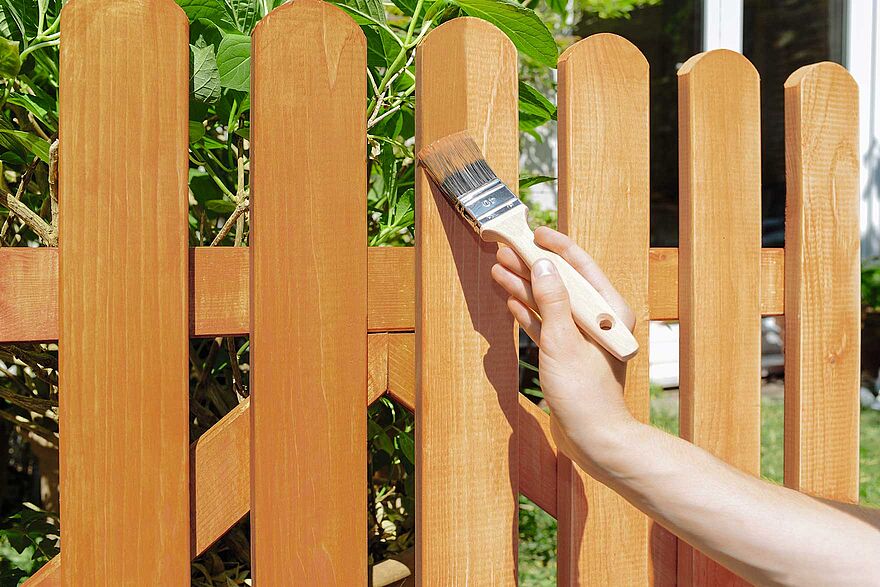 HolzZäune richtig bauen und pflegen Tipps und Tricks Alpina Farben