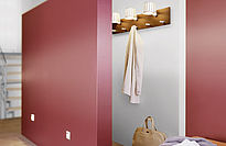 AF012116_Anwendungsbilder_Garderobe_Karmin_Grey_WEB.jpg AF012116_Anwendungsbilder_Garderobe_Karmin_Grey_WEB.jpg