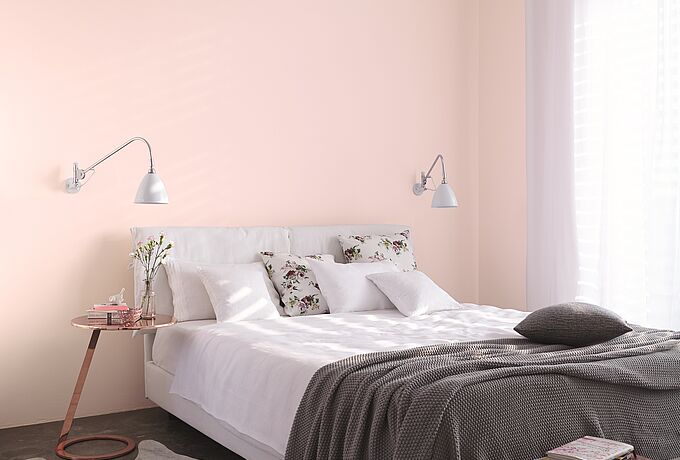 Rosé Wandfarbe im Schlafzimmer