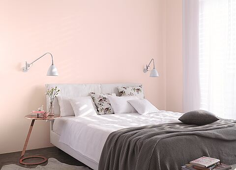 Rosé Wandfarbe im Schlafzimmer