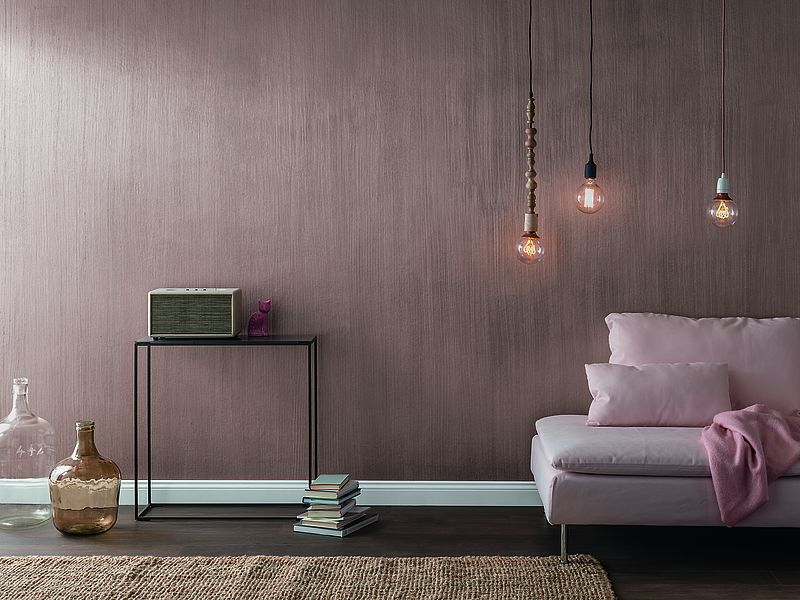 Kreativ-Effekt: Metall-Effekt Roségold Roségoldene Wandgestaltung im Wohnzimmer