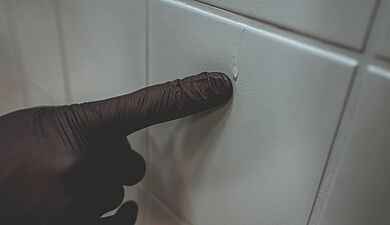 Lackläufer und Lacknasen entfernen – so einfach geht's - Alpina Farben